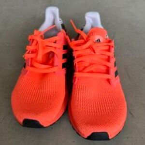 Adidas Ultra-boost Women’s 6.5 or Boys/Mens 5